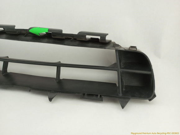 Volvo V70 Front Bumper Lower Grille