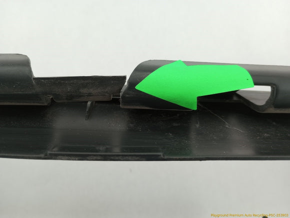 Volvo V70 Front Bumper Lower Grille