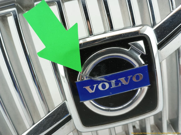 Volvo V70 Front Bumper Radiator Grille