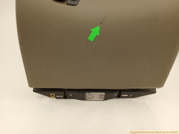 Volvo V70 Glove Box