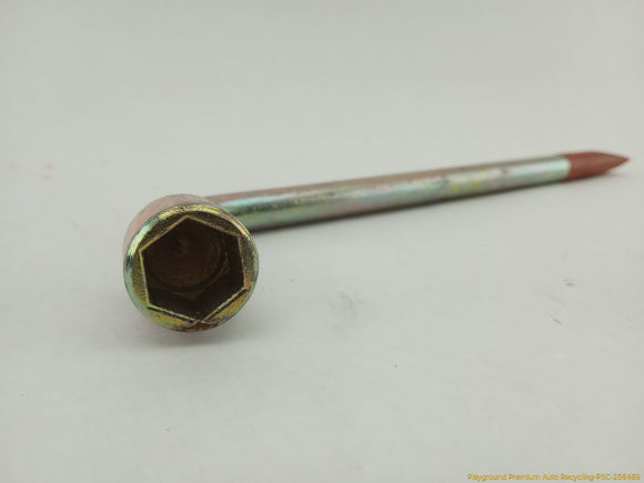 Volvo V70 Vehicle Jack And Tools