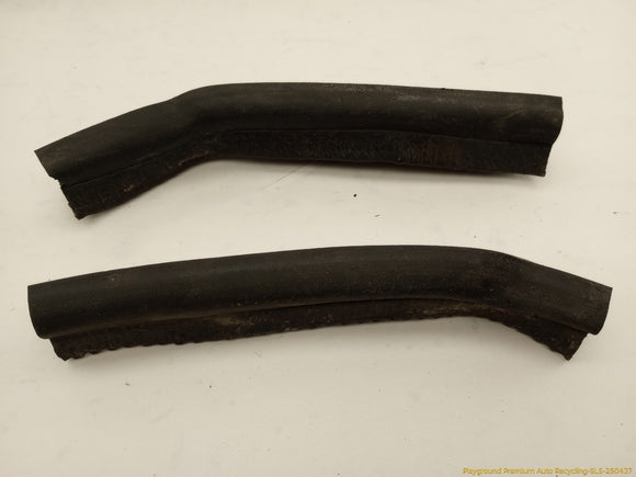 Pontiac Fiero Set Of Front Hood Seal Weatherstrip