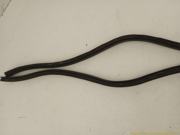 Pontiac Fiero Set Of Front Hood Seal Weatherstrip