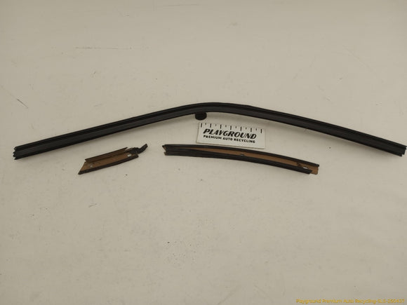 Pontiac Fiero Set Of Passenger Right Exterior Strip Molding