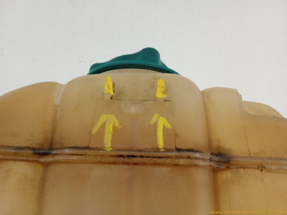 Volvo V70 Coolant Reservoir