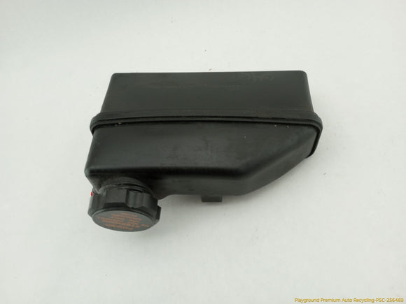 Volvo V70 Power Steering Fluid Reservoir