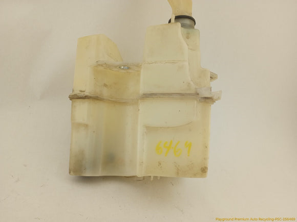 Volvo V70 Windshield Washer Reservoir