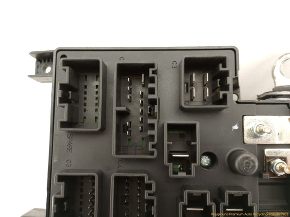 Volvo V70 Engine Fuse Box