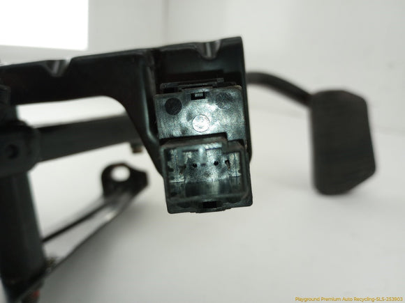 Volvo V70 Brake Pedal