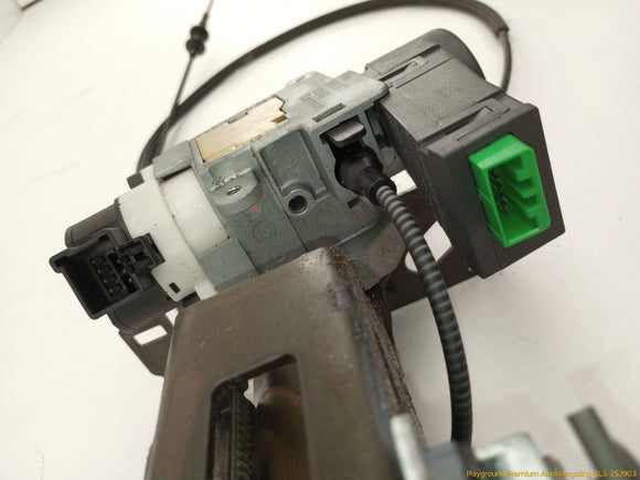 Volvo V70 Steering Column