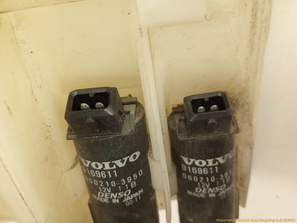 Volvo V70 Windshield Washer Reservoir