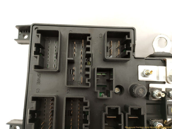 Volvo V70 Engine Fuse Box
