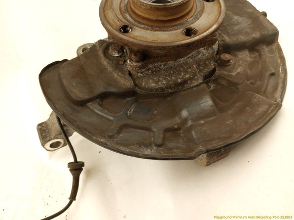 Volvo V70 Passenger Right Front Spindle Knuckle Hub