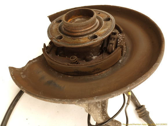 Volvo V70 Passenger Right Rear Spindle Knuckle Hub