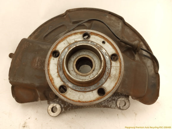 Volvo V70 Passenger Right Front Spindle Knuckle Hub