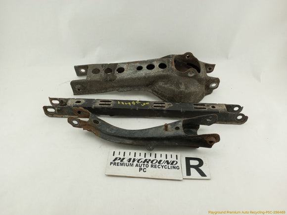 Volvo V70 Passenger Right Rear Lower Control Arm Set