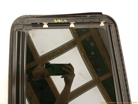 Volvo V70 Sunroof Glass