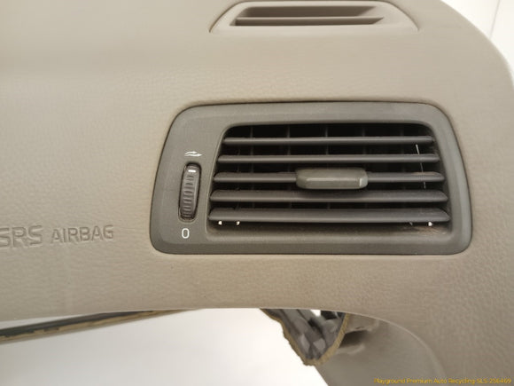 Volvo V70 Dashboard Panel