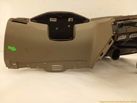 Volvo V70 Dashboard Panel