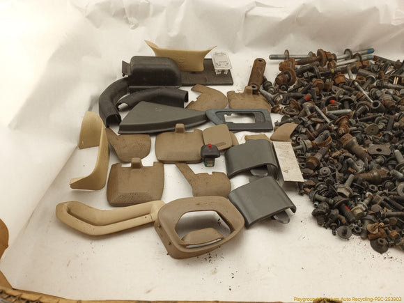Volvo V70 Dismantling Hardware Fasteners Bolts & Nuts