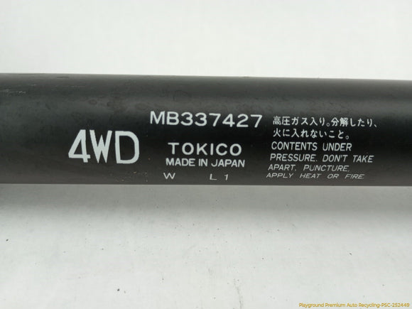 Mitsubishi Delica Pair Of Rear Tailgate Struts
