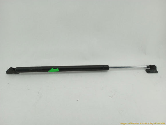 Mitsubishi Delica Pair Of Rear Tailgate Struts