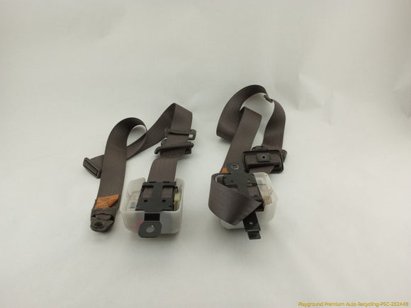 Mitsubishi Delica Pair Of 2nd Row Seat Belt Retractors