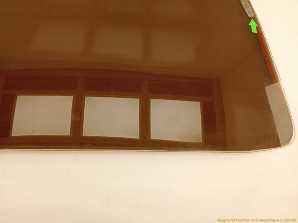 Mitsubishi Delica Back Glass
