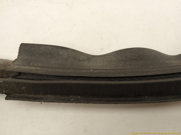 Mitsubishi Delica Rear Left Sliding Door Seal Weatherstrip