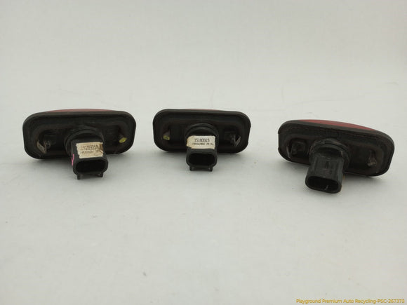 Hummer H2 Set Of 3 Rear Roof Clearance Lamp
