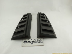 Hummer H2 Pair Of Rear Quarter Vent Grilles