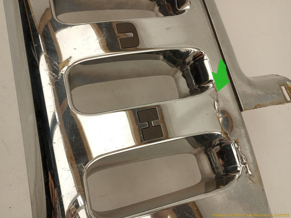 Hummer H2 Front Bumper Upper Radiator Grille