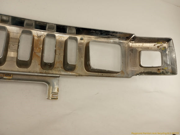 Hummer H2 Front Bumper Upper Radiator Grille