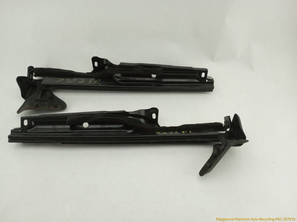Mini Cooper S Pair Of Rear Window Glass Channel