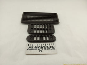 Mitsubishi Delica Set Of 3 Rear Vent Grilles