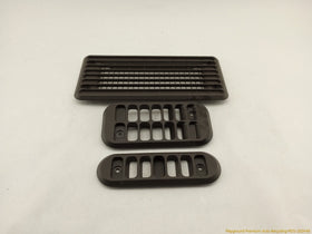 Mitsubishi Delica Set Of 3 Rear Vent Grilles - 0