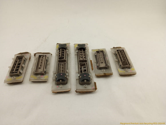 Mitsubishi Delica Set Of 6 Rear Roof Air Vents