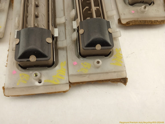 Mitsubishi Delica Set Of 6 Rear Roof Air Vents