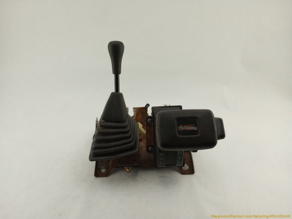 Mitsubishi Delica Gear Shifter & Transfer Case Selector Assembly