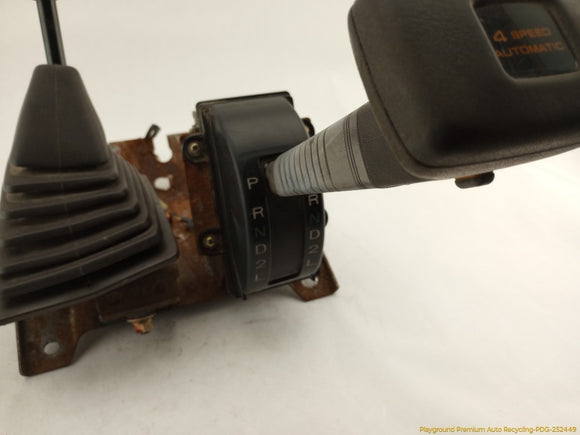 Mitsubishi Delica Gear Shifter & Transfer Case Selector Assembly