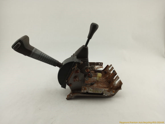 Mitsubishi Delica Gear Shifter & Transfer Case Selector Assembly
