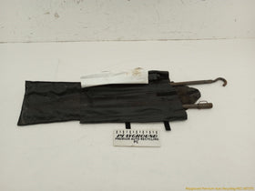 Hummer H2 Vehicle Tool Kit