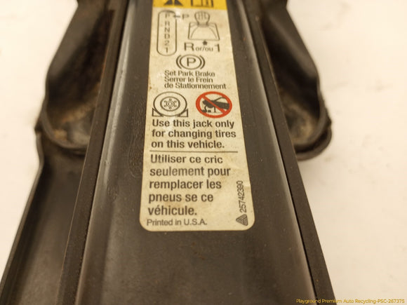 Hummer H2 Vehicle Jack
