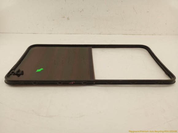 Mitsubishi Delica Rear Left Sliding Door Window Glass