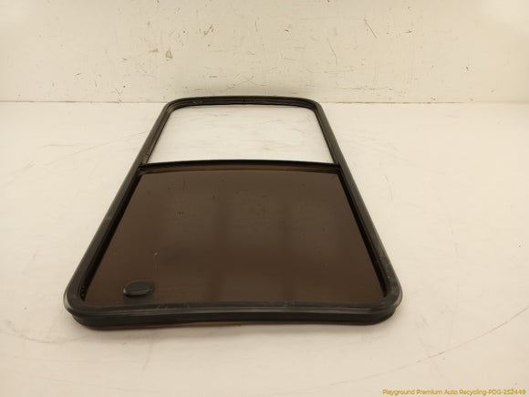 Mitsubishi Delica Rear Left Sliding Door Window Glass