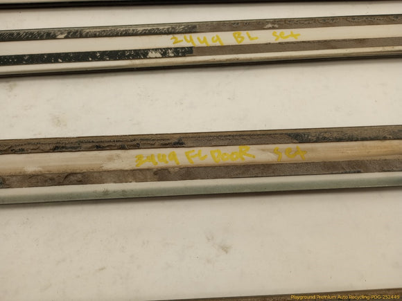 Mitsubishi Delica Set Of Exterior Window Sweep Trim