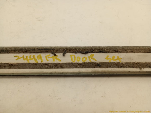 Mitsubishi Delica Set Of Exterior Window Sweep Trim