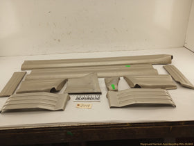 Mitsubishi Delica Complete Set Of Lower Body Side Molding Trim