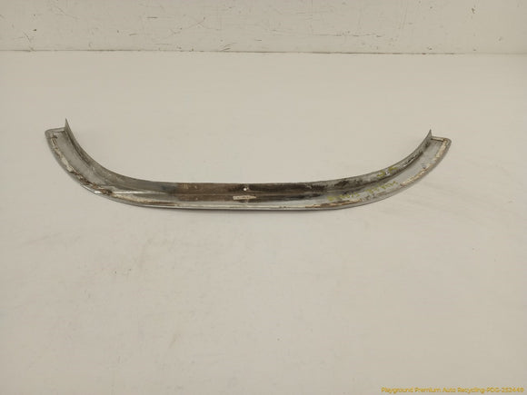 Mitsubishi Delica Rear Right Wheel Arch Molding Trim