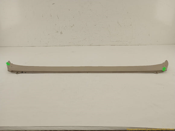 Mitsubishi Delica Rear Tailgate Strip Molding